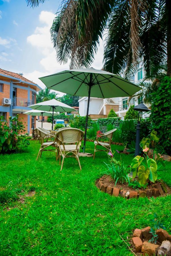 One Click Hotel Kigali Exterior foto